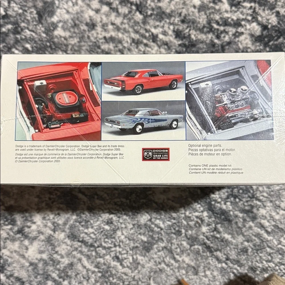 Revell '69 Dodge Super Bee Model Kit 85-2363